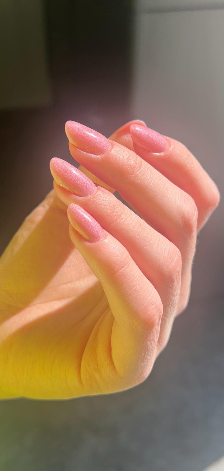 Unghie rosa shimmer